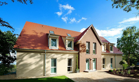 Charmante ETW am Schwebheimer Schloss – 89 m² mit Gemeinschaftsgarten und Sauna