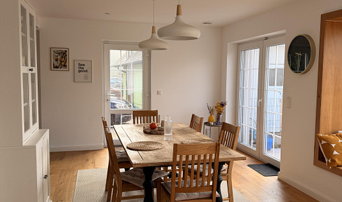 Moderne Doppelhaushälfte