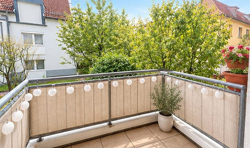 2-room apartment in a well-maintained residential complex with excellent transport links.