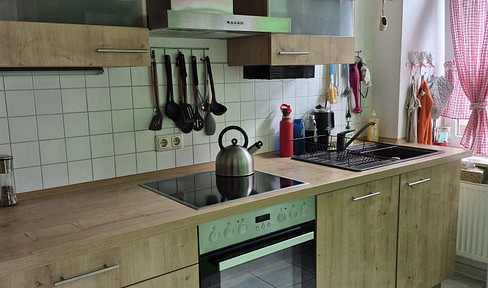 Apartment, 3 rooms, kitchen.