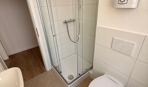 Erstbezug frisch renovierte 2-Zimmer Wohnung in Inrath-Kliedbruch