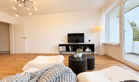 Modernisierte Eigentumswohnung mit Balkon & TG Stellplatz in Bad Schwartau OT Cleverbrück