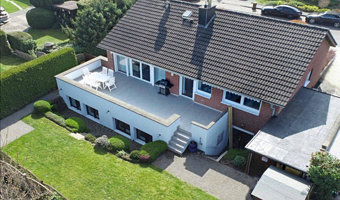 Großzügiges Familienhaus zu verkaufen in Bornheim-Sechtem