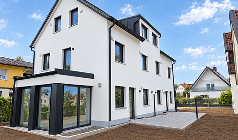 Neubau - Doppelhaushälfte in Traumlage mit perfekter Ausrichtung