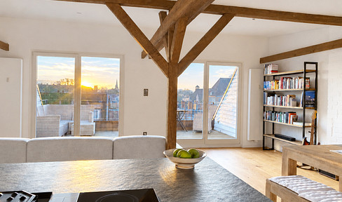 Wunderschönes modernes Dachgeschoss-Loft mit Stadtblick im Herzen des Generalsviertels