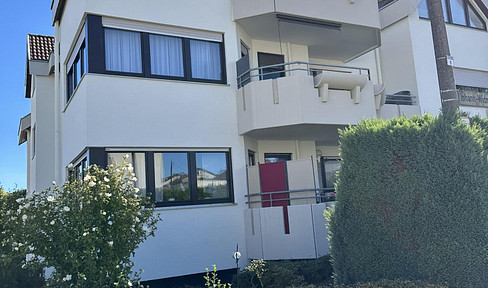 3.5-room maisonette apartment with a southwest-facing balcony and 2 parking spaces – no commission fees.