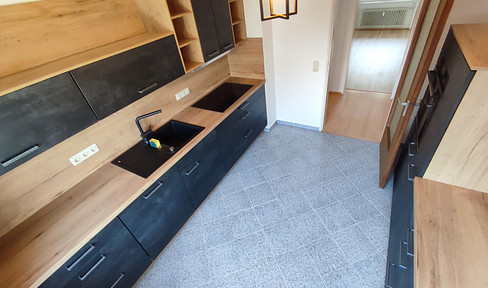 Sunny ground-floor apartment in a quiet location.