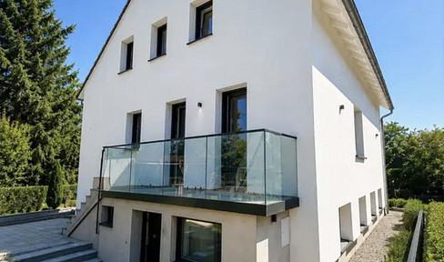 Exclusive living in Mühltal-Trautheim – a spacious family home with a separate apartment.