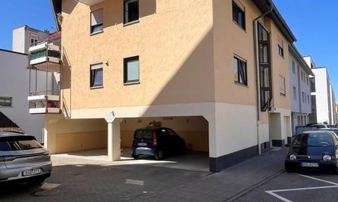 Baden-Baden Zentrum Top Sanierte 2 Zimmerwohnung
