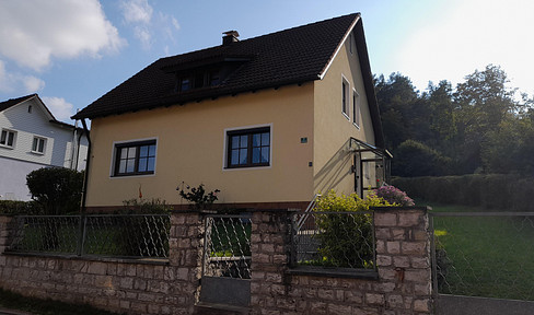 Detached house for sale in Breitenbrunn, Bavaria.