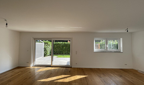 Quiet, newly built apartment with a south-facing terrace.