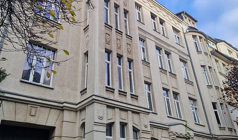 Completely renovated apartment | Parking space | 2 bathrooms.