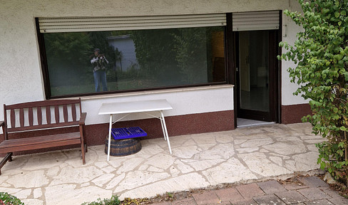 schöne Souterrainwohnung
