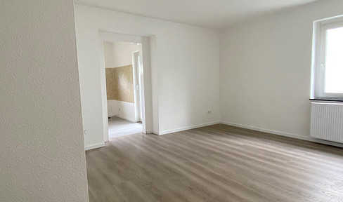 Newly renovated 3-room apartment with a covered balcony in Dortmund-Huckarde.