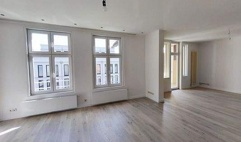 Brand new apartment after a high-quality renovation – bright, 3-room apartment with its own garden.