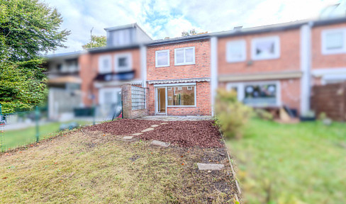 Terraced house with garage for sale - Directly from the owner!