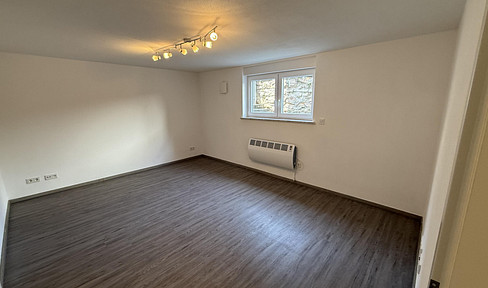 6% Investment: Rented 61 sqm apartment with a 32 sqm terrace – €980 rent.