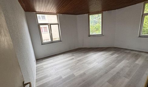 Helle 3-Zimmer-Wohnung mit Einbauküche und Keller in Pforzheim