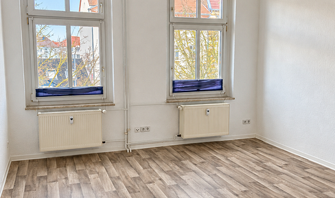 Helle 2-Zimmer-Wohnung mit separater Küche und Tageslichtbad