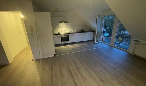 freundliche und helle 2-Zimmer Wohnung 2023 saniert