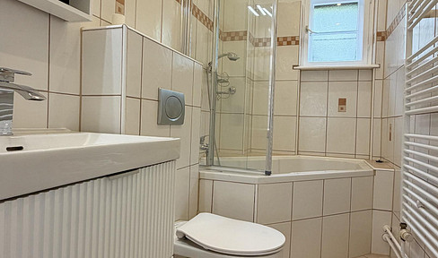 Zehlendorf- sanierte 3Zimmer,provisionsfrei,top Zustand,am Park