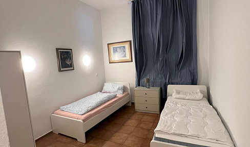 27 rooms in Hanau – ideal for tradespeople and employees | Approximately 20 rooms with private bathrooms.