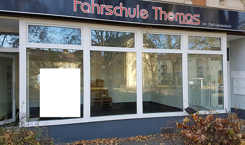 Top sanierte LADEN + WOHNFLÄCHE als Option (1-Zimmer) in  Duisburg-Meiderich
