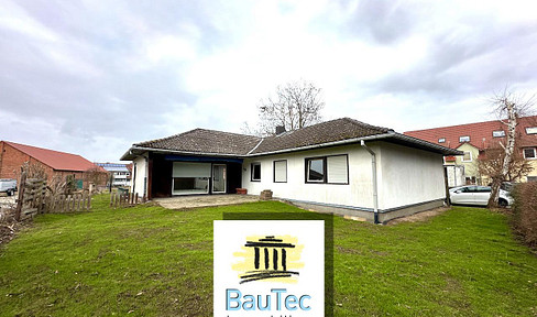 Corner bungalow - large plot of land - centrally located in Giesen.