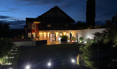 Dream home with panoramic views: XXL garage and separate apartment (no commission).
