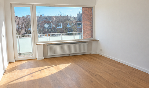 Erstbezug nach Sanierung: Helle 3-Zimmer-Wohnung in Hamburg-Niendorf