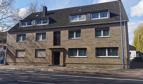 Büderich: Renovierte & Helle 3-Zimmer-Wohnung mit Balkon