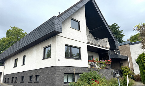 Vielseitiges Mehrfamilienhaus mit 3 Einheiten & attraktivem Baugrundstück
