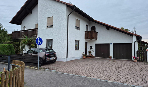 Großzügiges Einfamilienhaus / Mehrgenerationenhaus in 84137 Vilsbiburg