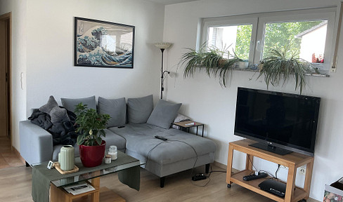 Bright 3-room apartment with a balcony.