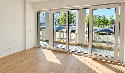 2-room apartment, brand new, in Pasing | Designer kitchen with a cooking island | 13 m² glass balcony.