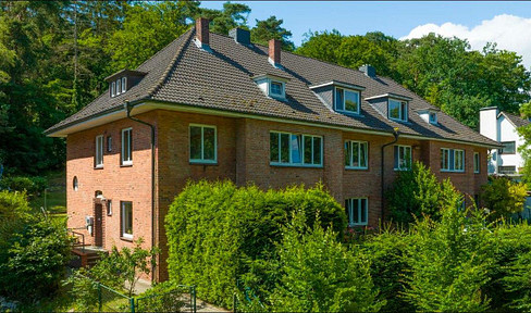 Dachgeschoss-Traum im sanierten Rotklinkerhaus — 2.150 m² Garten, Elbe in 300 m