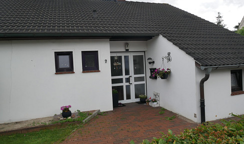 UNIQUE OPPORTUNITY: Beautiful detached house in a fantastic location, available completely without any commission fees!