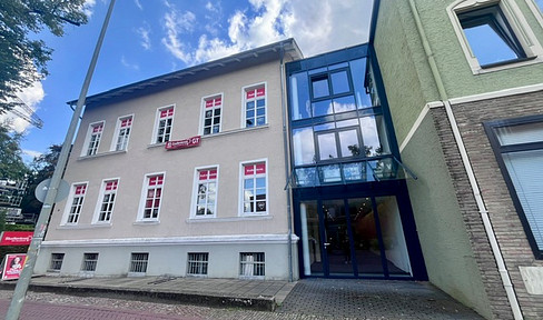Attraktive Gewerbefläche bestehend aus Laden,Büro und Lager.