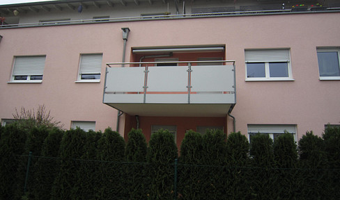 Neuwertige Etagenwohnung zu verkaufen