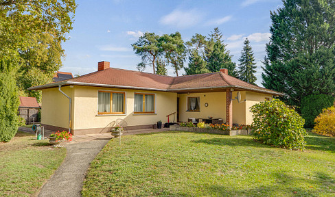 Rarität an der Großen Krampe: 1.396 m² Baugrundstück mit genehmigten Bootssteg & Badestelle