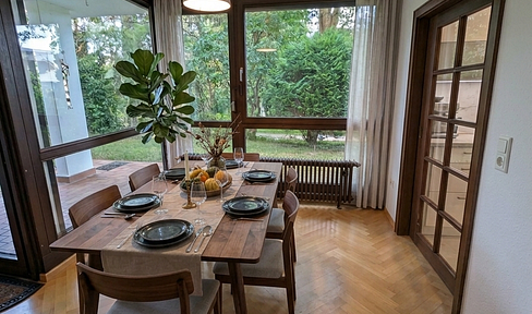 Well-designed 3-room garden apartment.