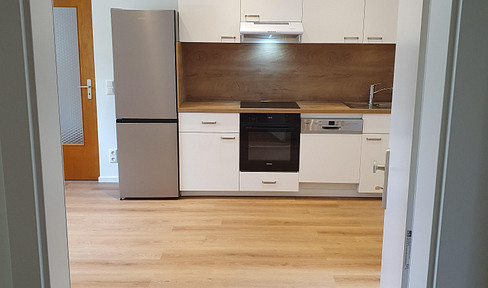 Erstbezug nach Kernsanierung in Helle 1,5 Zimmer Wohnung