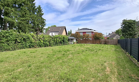 Building plot suitable for a duplex or a single-family house, located in Troisdorf-Kriegsdorf.
