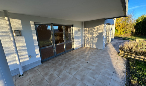 Elevated location | Modern apartment in Gusterath | Separate entrance | Terrace | Carport | New kitchen, optional.
