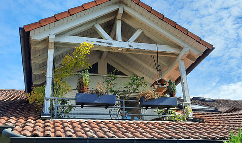 Im grünen und unverbaubaren Lage, mit gehobener Innenausstattung mit Balkon und EBK in Talheim