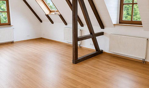 Erstbezug: 4 Zimmer 95m² + 40m² Dachausbau, Garten, 2 Garagen, Gröbenzell