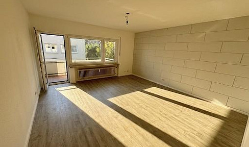 Neugründung: 3er-WG – renoviert, Balkon, Tiefgarage, ab sofort