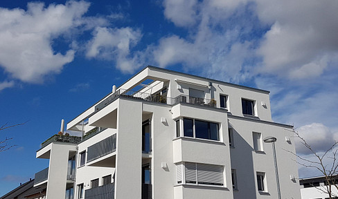 Sonnige 2,5 Zi. Penthousewohnung in Markdorf mit Alpenblick und Aufzug in kleiner Wohneinheit