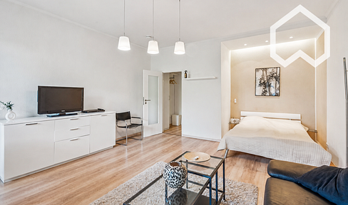1-Zimmer-Apartment, möbliert, mit Balkon in Berlin-Grunewald (Kurfürstendamm)