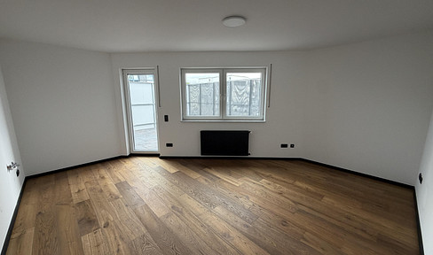 Bright apartment with a balcony and terrace in Troisdorf.